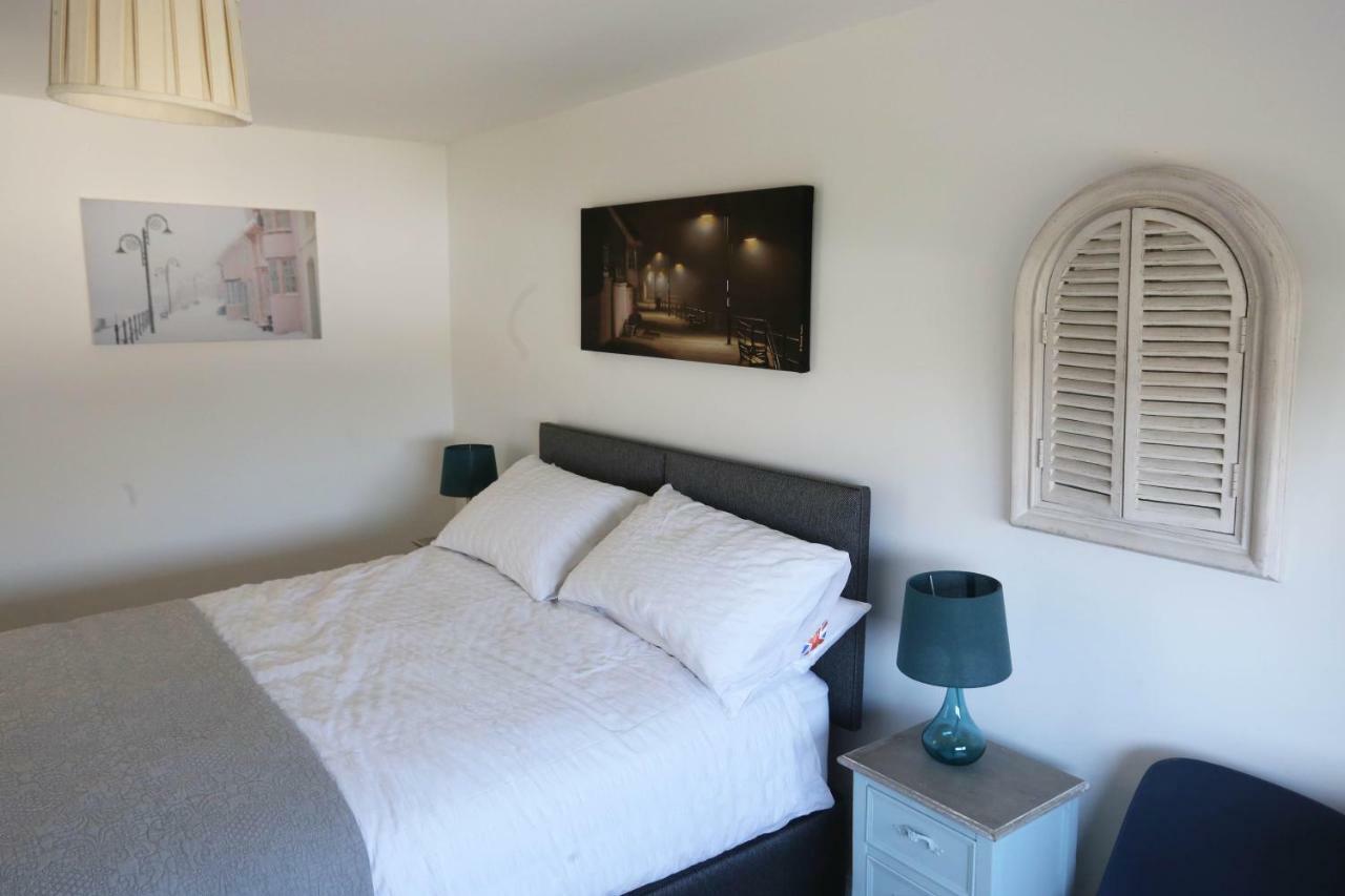 Ferienwohnung 4A Dolphin Close Lyme Regis Exterior foto
